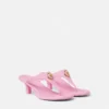 Alia Gummi-Zehenstegsandalen 55 mm