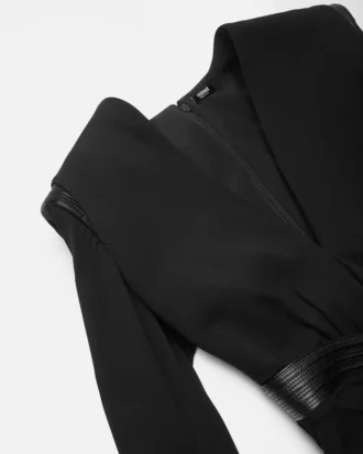 Bodysuit mit tiefem V-Ausschnitt aus Crêpe