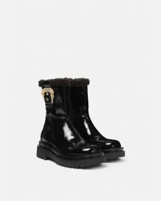 Drew-Stiefel mit barocker Schnalle