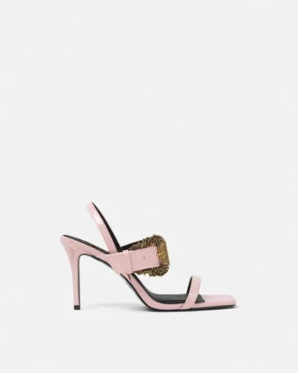 Emily-Sandalen mit barocker Schnalle aus Lackleder