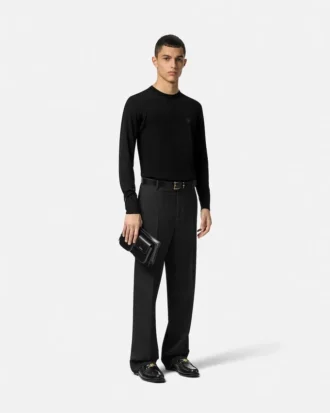 Gestickter Pullover aus Wollmischstrick