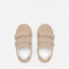 Kinder-Sneaker aus Wildleder