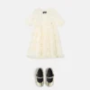 Kinderkleid aus Spitze