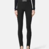 Leggings aus Viskosemischung mit Steg