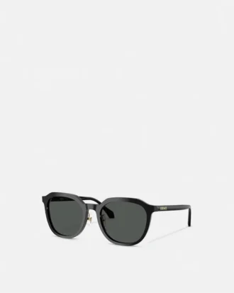 Markante Sonnenbrille mit niedriger Brücke