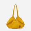 Protea Schultertasche aus Wildleder
