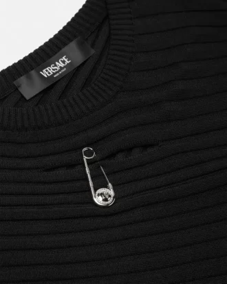 Safety Pin Asymmetrischer Strickpullover mit Rippmuster