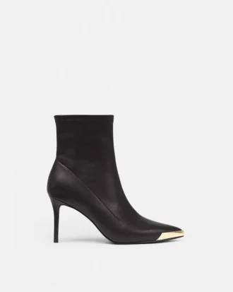 Scarlett-Stiefel