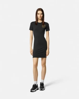 T-Shirt-Kleid mit V-Emblem-Logo