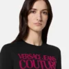 T-Shirt mit institutionellem Logo