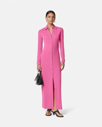 Tailliertes Maxikleid im Hemdstil