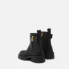 V Leder-Stiefeletten