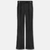 Weite Hose mit barocken Schnallen